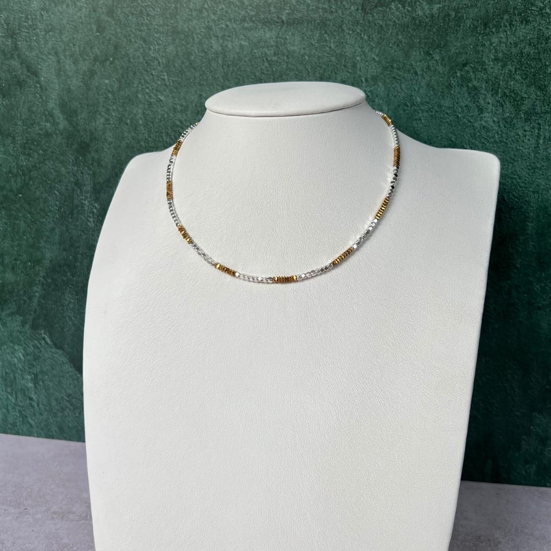 Collar Cora