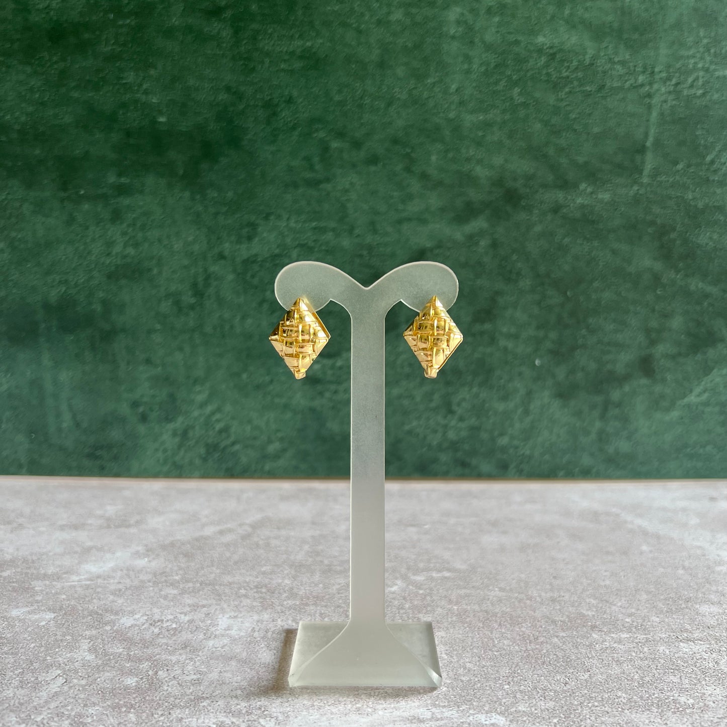 Aretes Amara